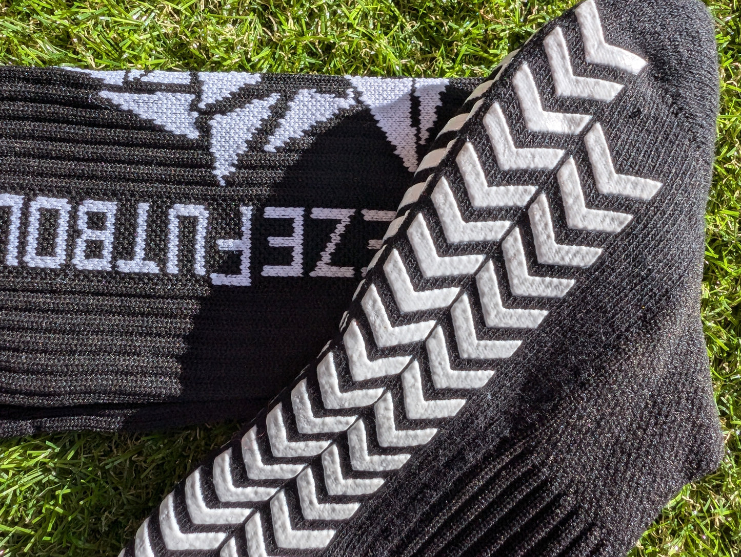 Freeze Futbol Grip Socks - Black